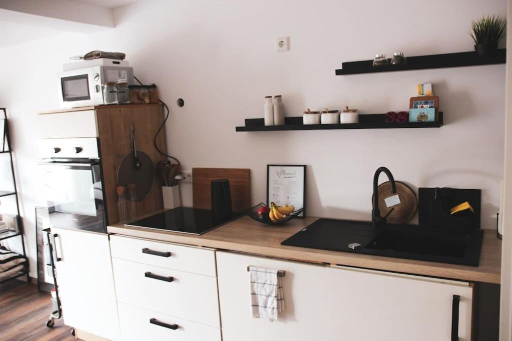 Schoene Wohnung Top Lage Koeln Work & Relax & Travel Frechen Eksteriør billede